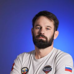 Монахов Роман